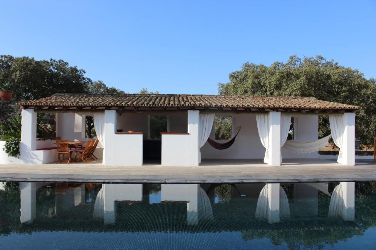 Herdade Dos Alfanges "The Barn" Viana do Alentejo Dış mekan fotoğraf